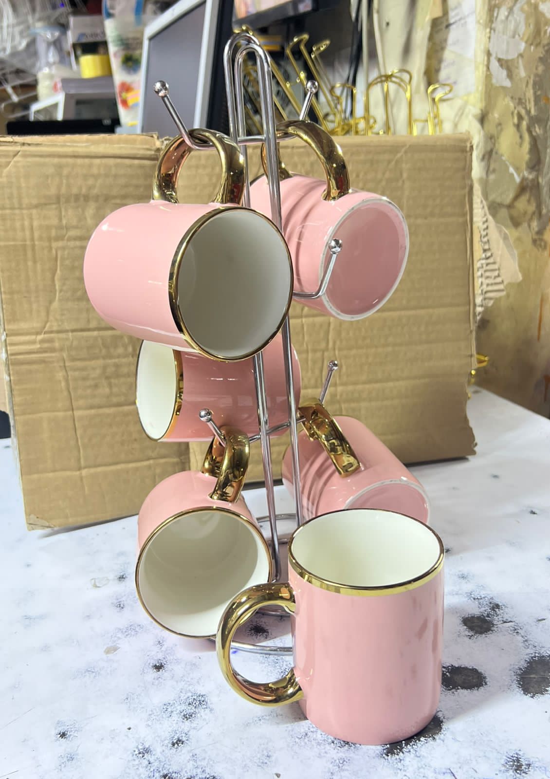 Elegant ceramic mugs set- 6pc